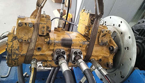 挖机液压泵维修厂家-液压泵维修检测台-挖掘机液压系统故障修理专家