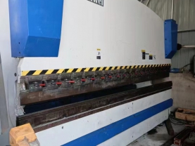 各类折弯机 剪板机-专业维修保养修理-维修厂家伟晟液压